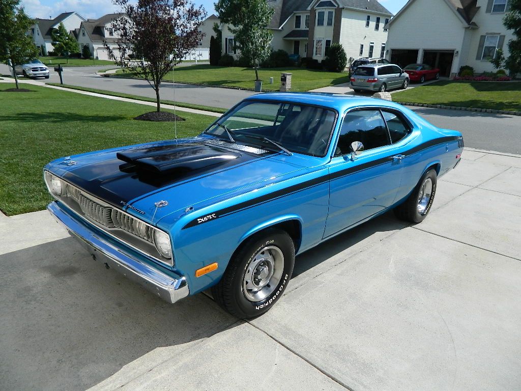 Buy used 1971 Tribute Plymouth Duster 440 + 6 Pack ! B5 Blue Fully
